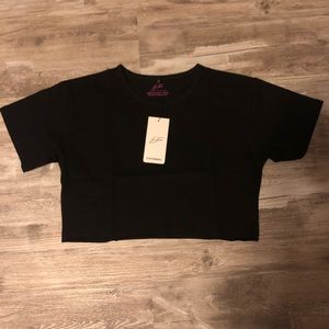 EVER FORWARD CROPPED TEE